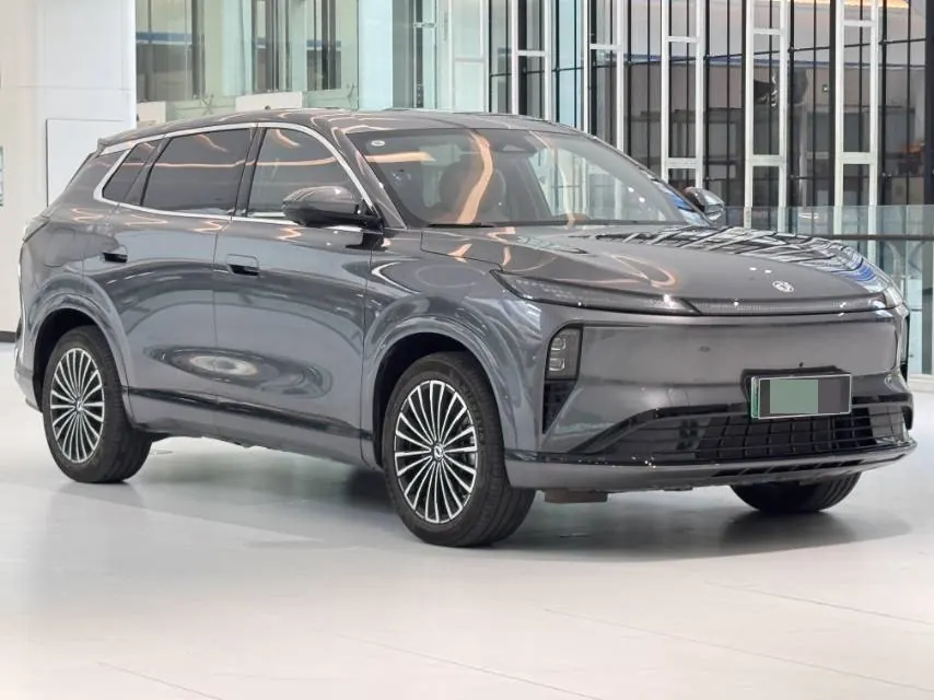 Aeolus 2025 L8 1.5T 185KM Dream Edition Automatic Gear 3
