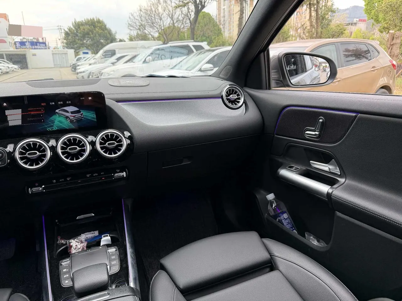 Mercedes Benz 2020 GLA 200 1.3T automatic gear 7
