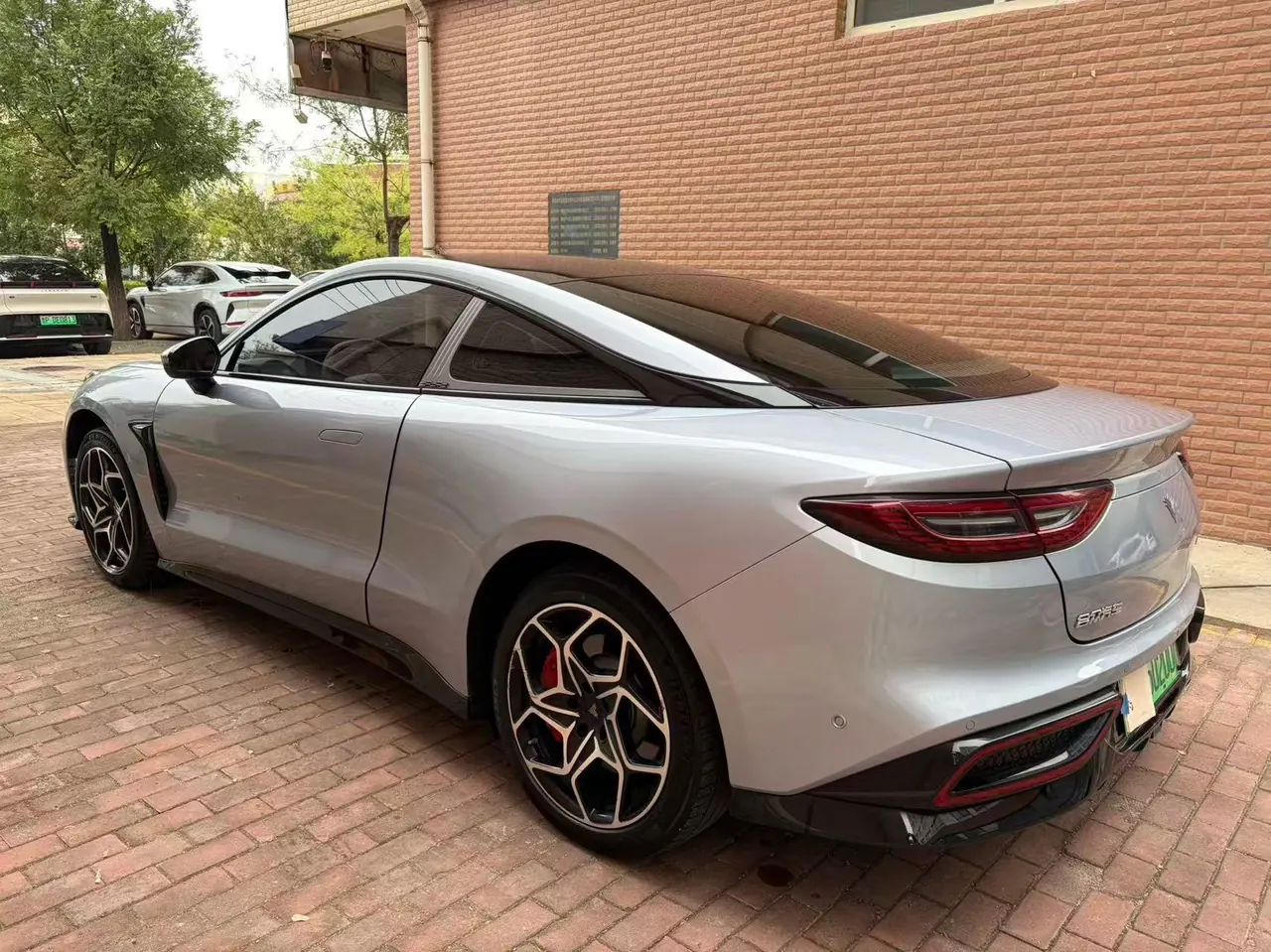 Neta 2023 Neta GT 580 AWD automatic gear 6