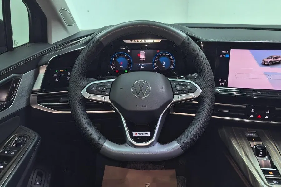 Volkswagen 2021 models of 2.0TSI 380TSI four-wheel drive luxury version of Pro automatic gear 7