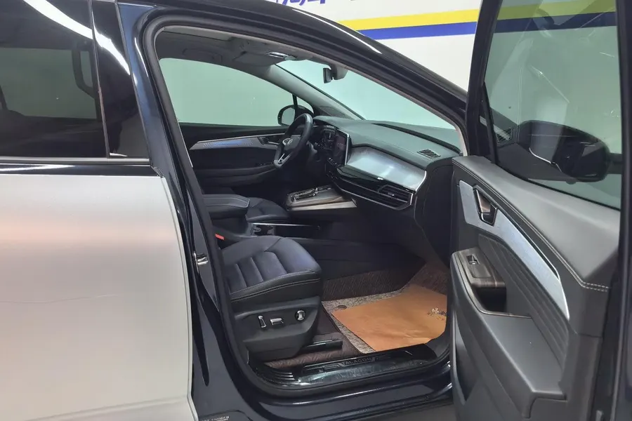 Volkswagen 2021 models of 2.0TSI 380TSI four-wheel drive luxury version of Pro automatic gear 8