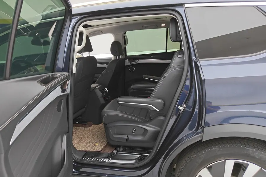 Volkswagen 2021 models of 2.0TSI 380TSI four-wheel drive luxury version of Pro automatic gear 9