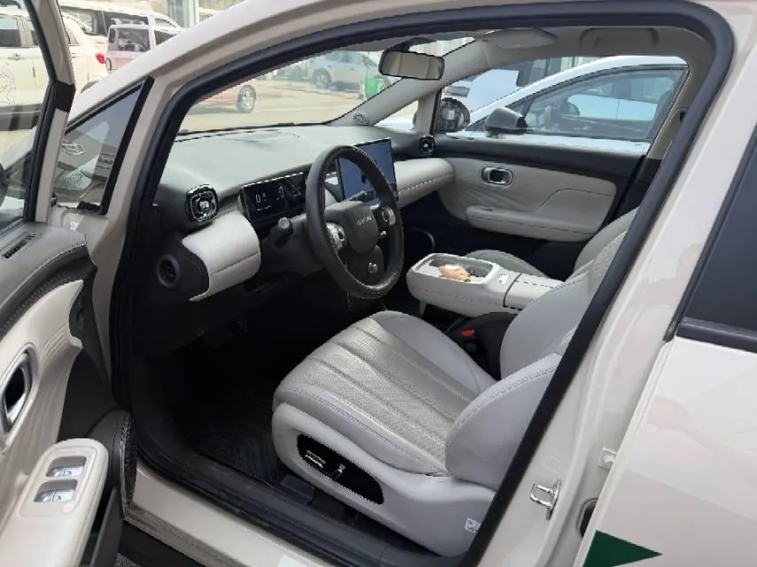 GAC Aion 2025 AION UT 420 Smart Edition Automatic Gear 3