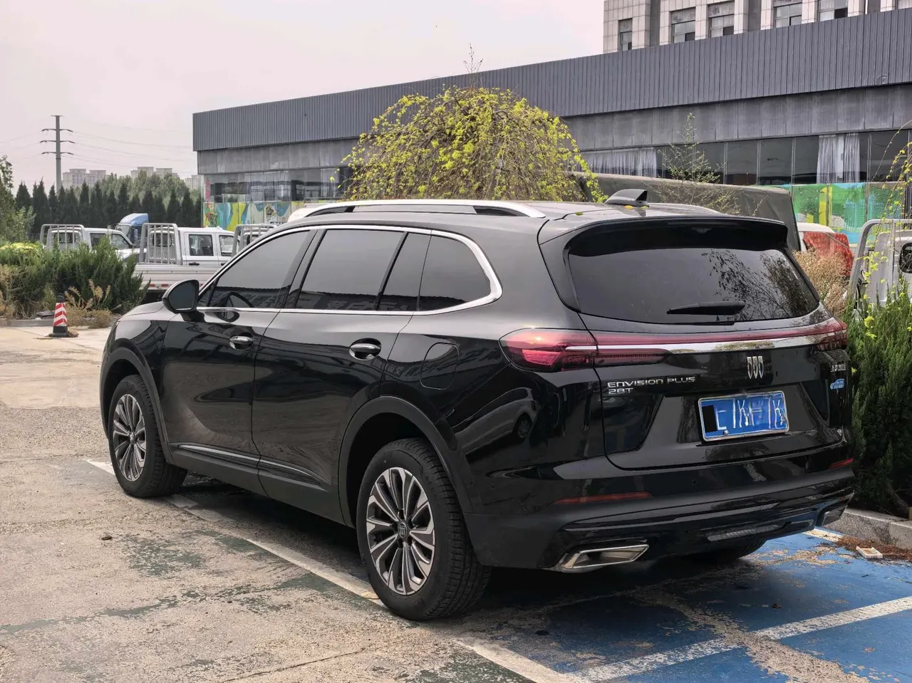 Buick 2025 Angkewei Plus 2.0T 28T Two-Drive Platinum Edition Automatic Gear 4
