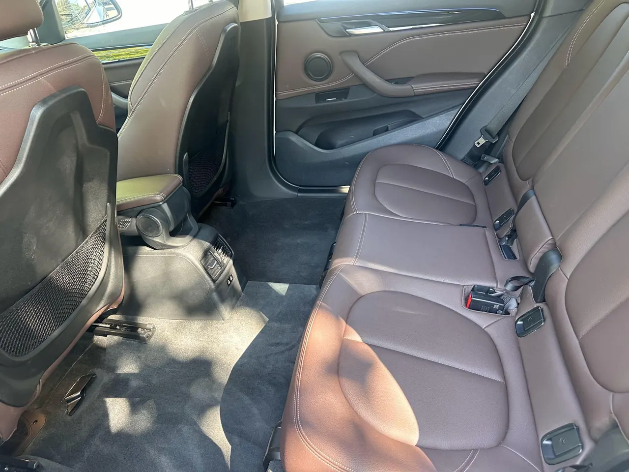 BMW 2020 X1 sDrive20Li 1.5T exclusive automatic gear 8