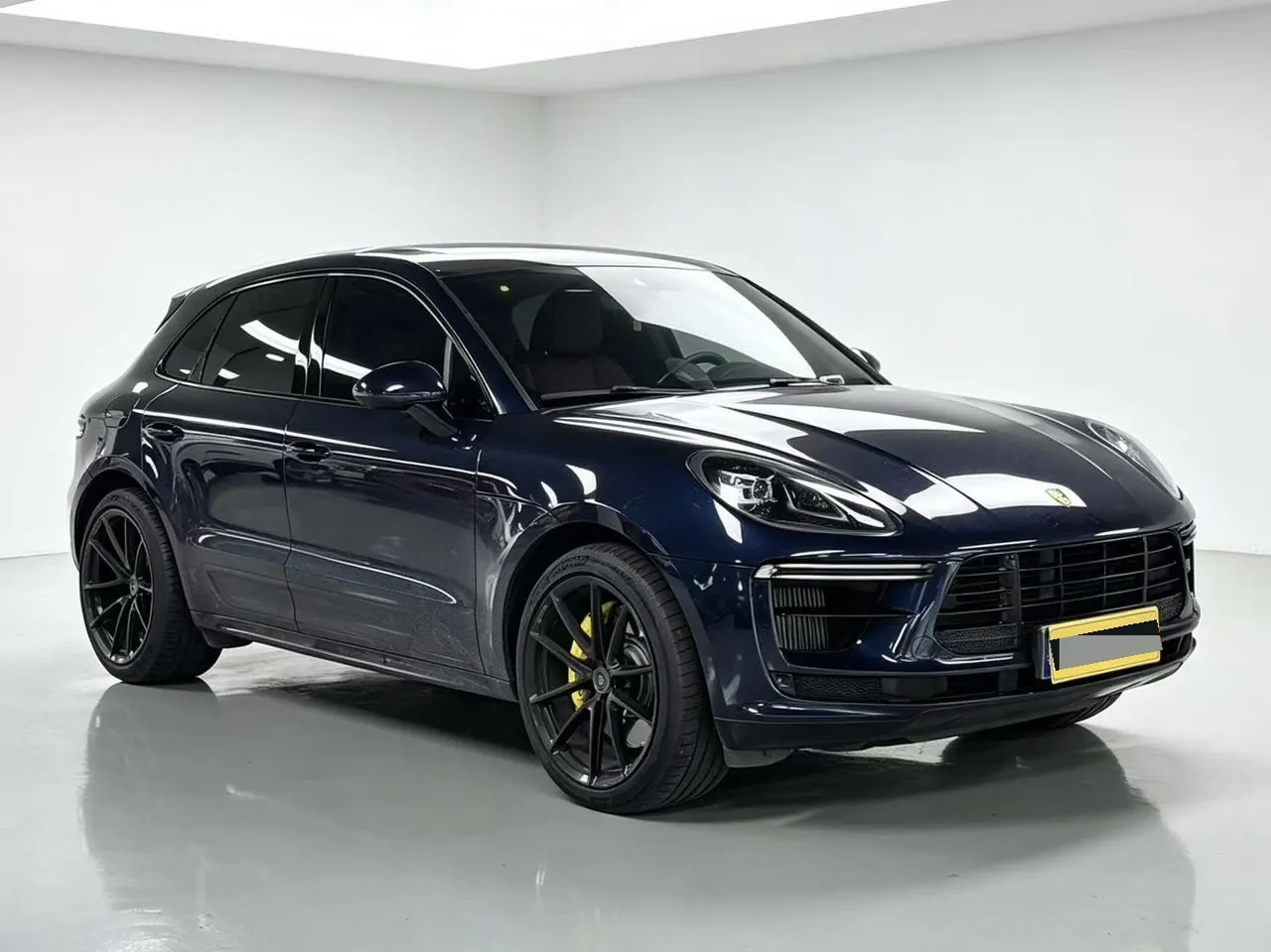 Porsche Macan (Imported) 2020 Macan Turbo 2.9T Automatic 3