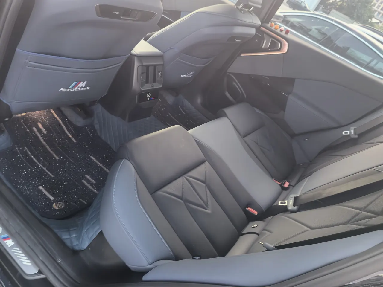 BMW 2025 X3 xDrive30L 2.0T Leading M Sports Suit Automatic Gear 4