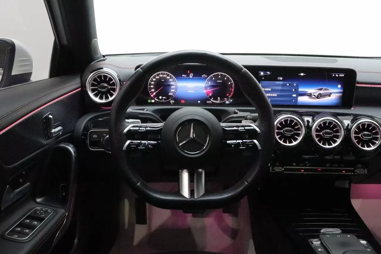 Mercedes Benz Class A 2023 A 200 L 1.3T Fashion Automatic Gear 7