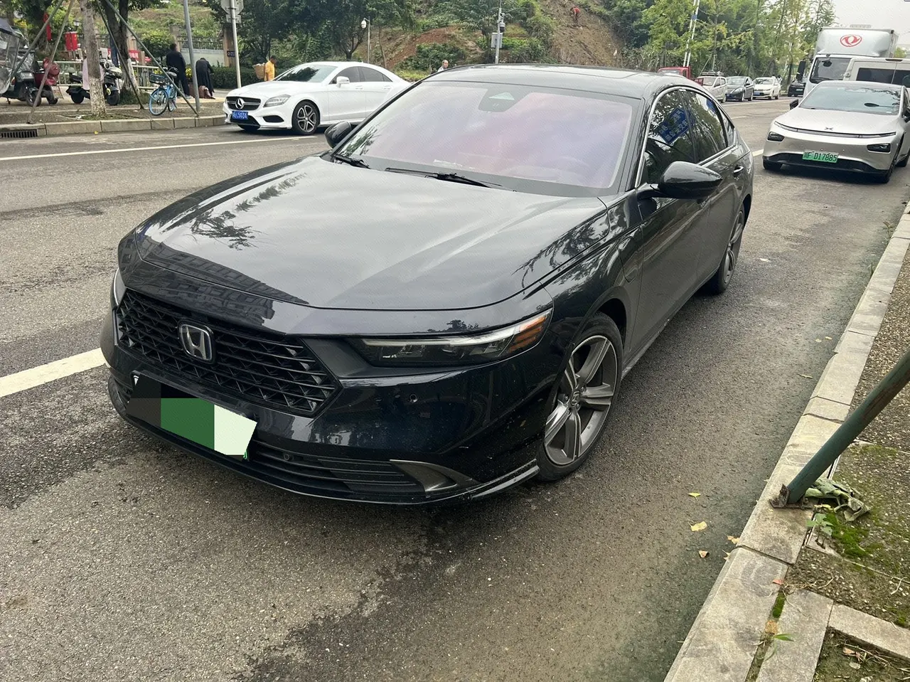 Открыть галерею: Honda Accord New Energy 2023 11th Generation Accord e:PHEV 2.0 Stepless Premium Edition Automatic Gear