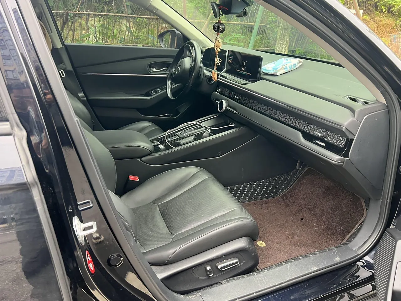 Honda Accord New Energy 2023 11th Generation Accord e:PHEV 2.0 Stepless Premium Edition Automatic Gear 2