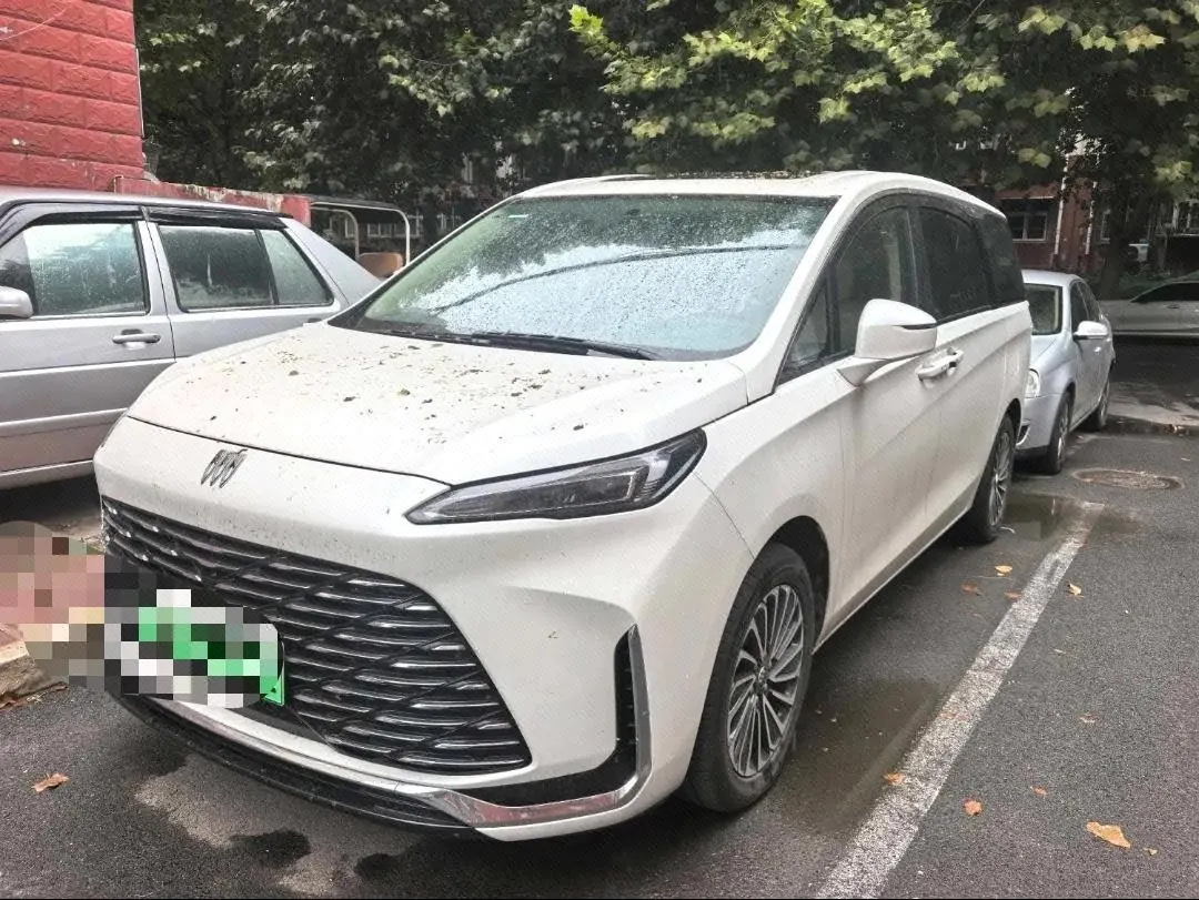 Открыть галерею: Buick 2025 GL8 Lu Shang 1.5T First Edition 7-seat Automatic Gear