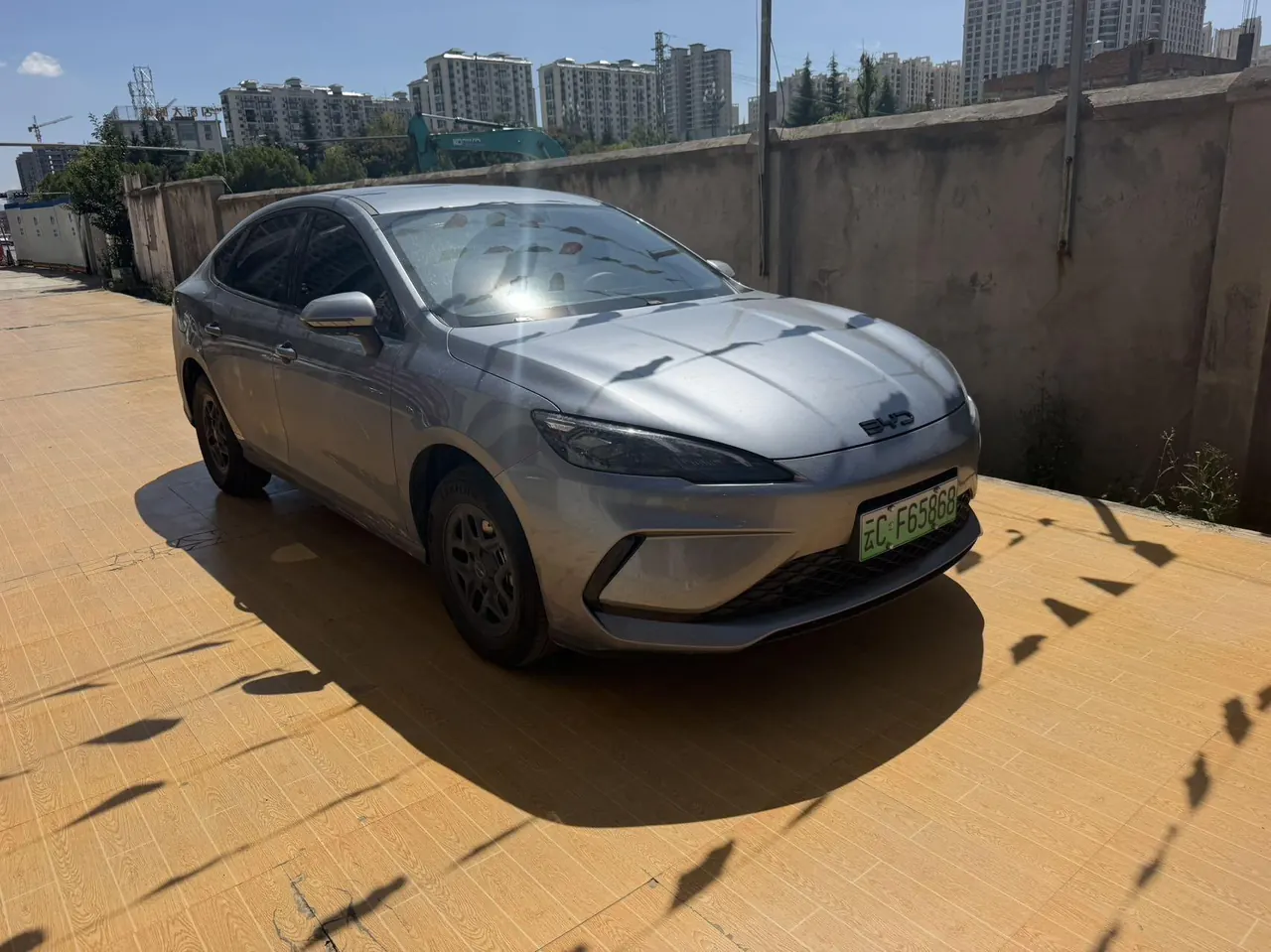 BYD 2025 seals 05 DM-i 1.5 stepless smart driving version 55KM luxury automatic gear 2