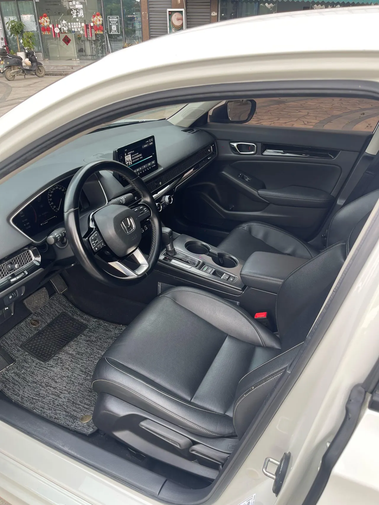 Honda 2022 Civic 1.5T Stepless 180TURBO Shangqing Edition Automatic Gear 10