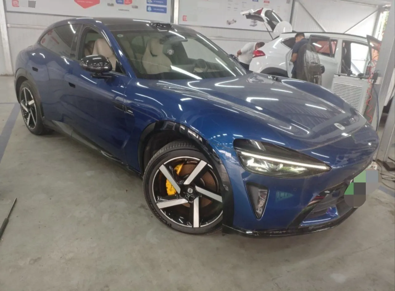 MI 2025 YU7 Long Endurance High Performance Four-wheel Drive Max Edition Automatic Gear 2