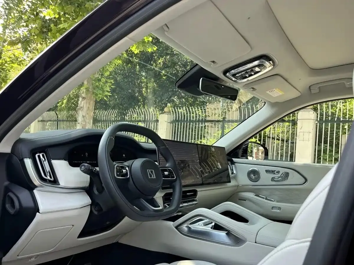 Zeekr 2026 Zeekr 8X 2.0T Ultra Edition 70kWh Automatic 3