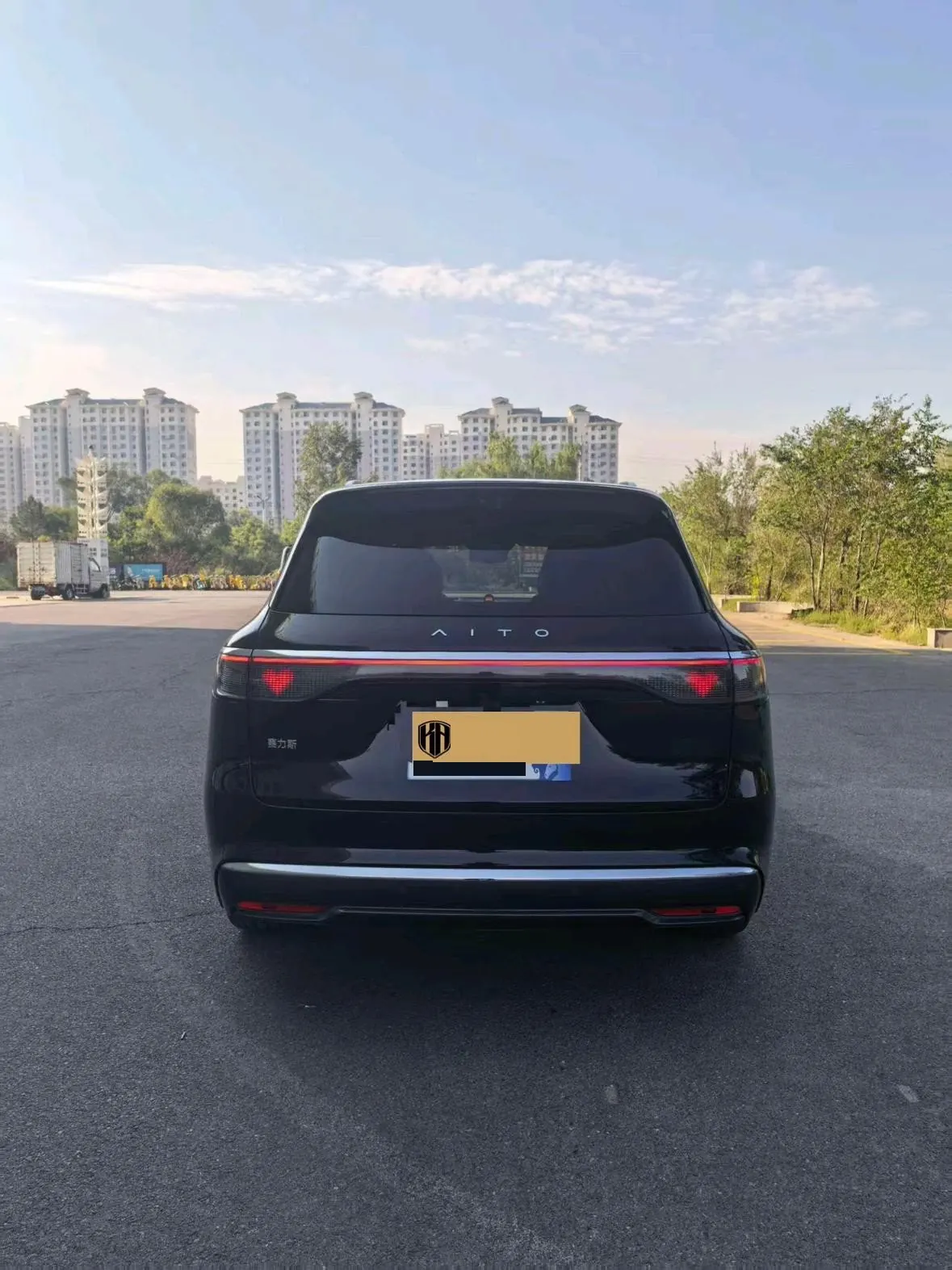 AITO 2025 AITO M8 Ultra 53.4kWh 6-seat automatic gear 3