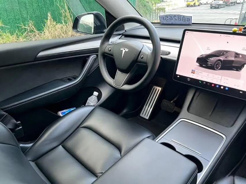 Tesla 2022 Model Y rear-wheel drive version automatic transmission 18