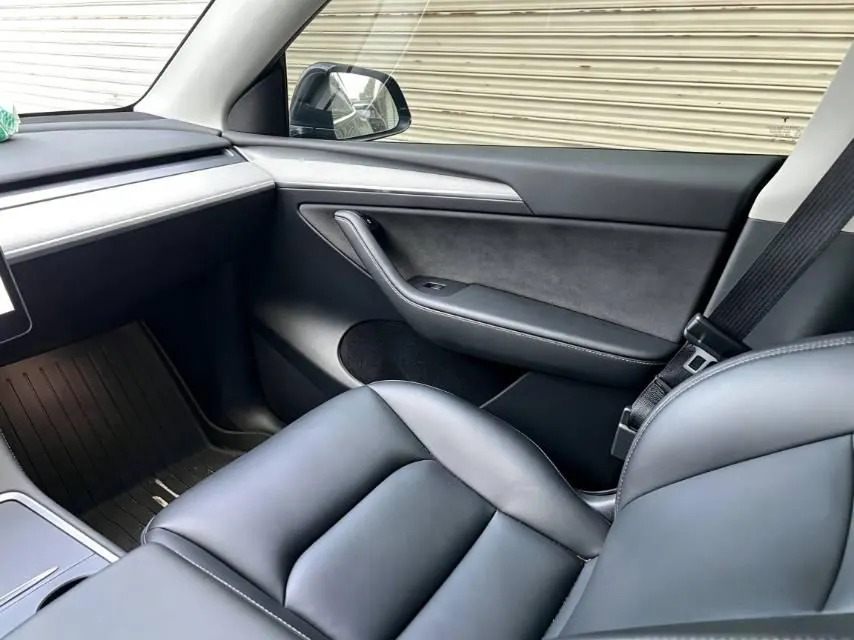 Tesla 2022 Model Y rear-wheel drive version automatic transmission 19