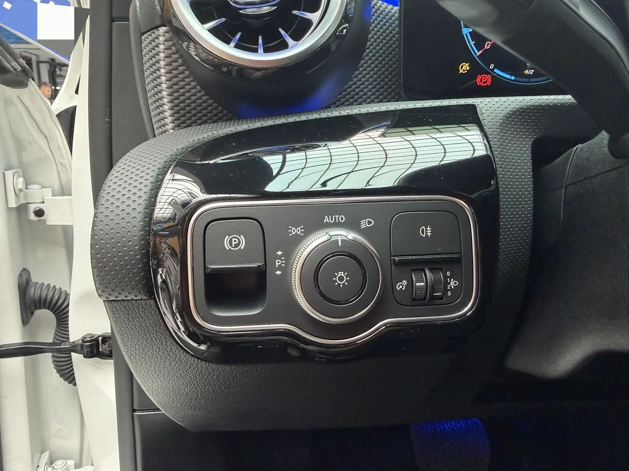 Mercedes Benz Class A 2022 A 180 L 1.3T Sports Automatic 10