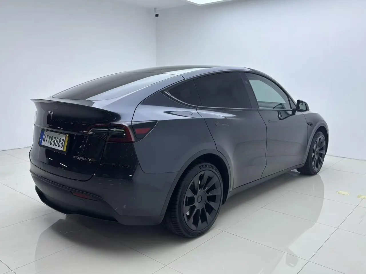Tesla 2024 Model Y rear-wheel drive version automatic transmission 9