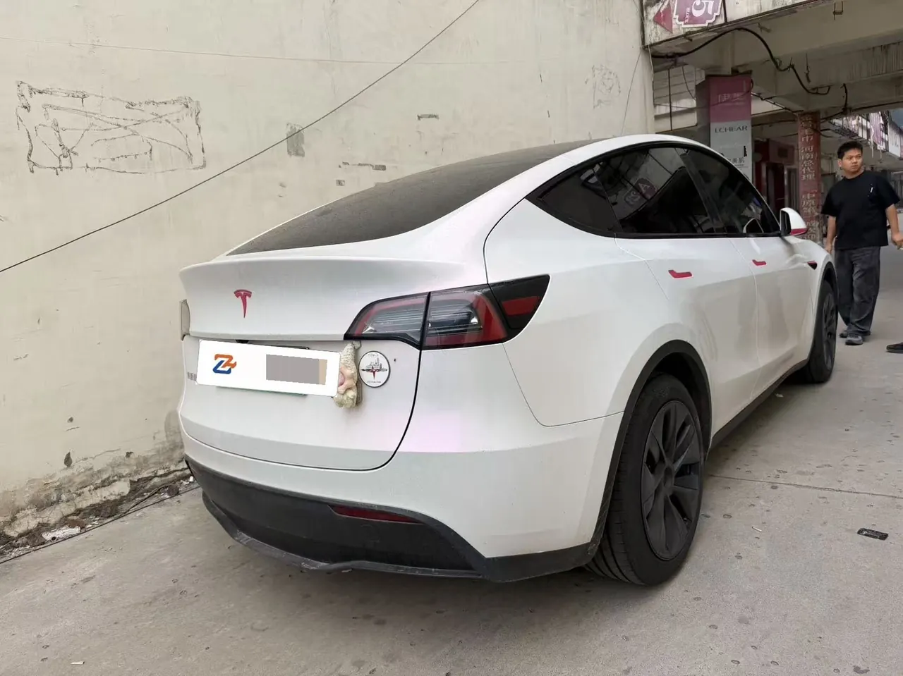 Tesla 2024 Model Y rear-wheel drive version automatic transmission 5