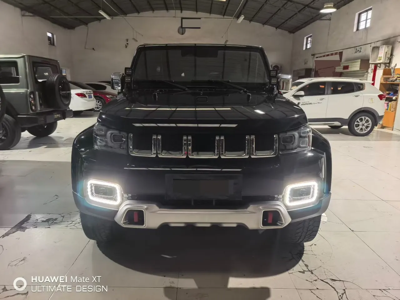 Beijing 2023 BJ40 2.0T 4-wheel drive city hunter version chivalrous automatic gear 3