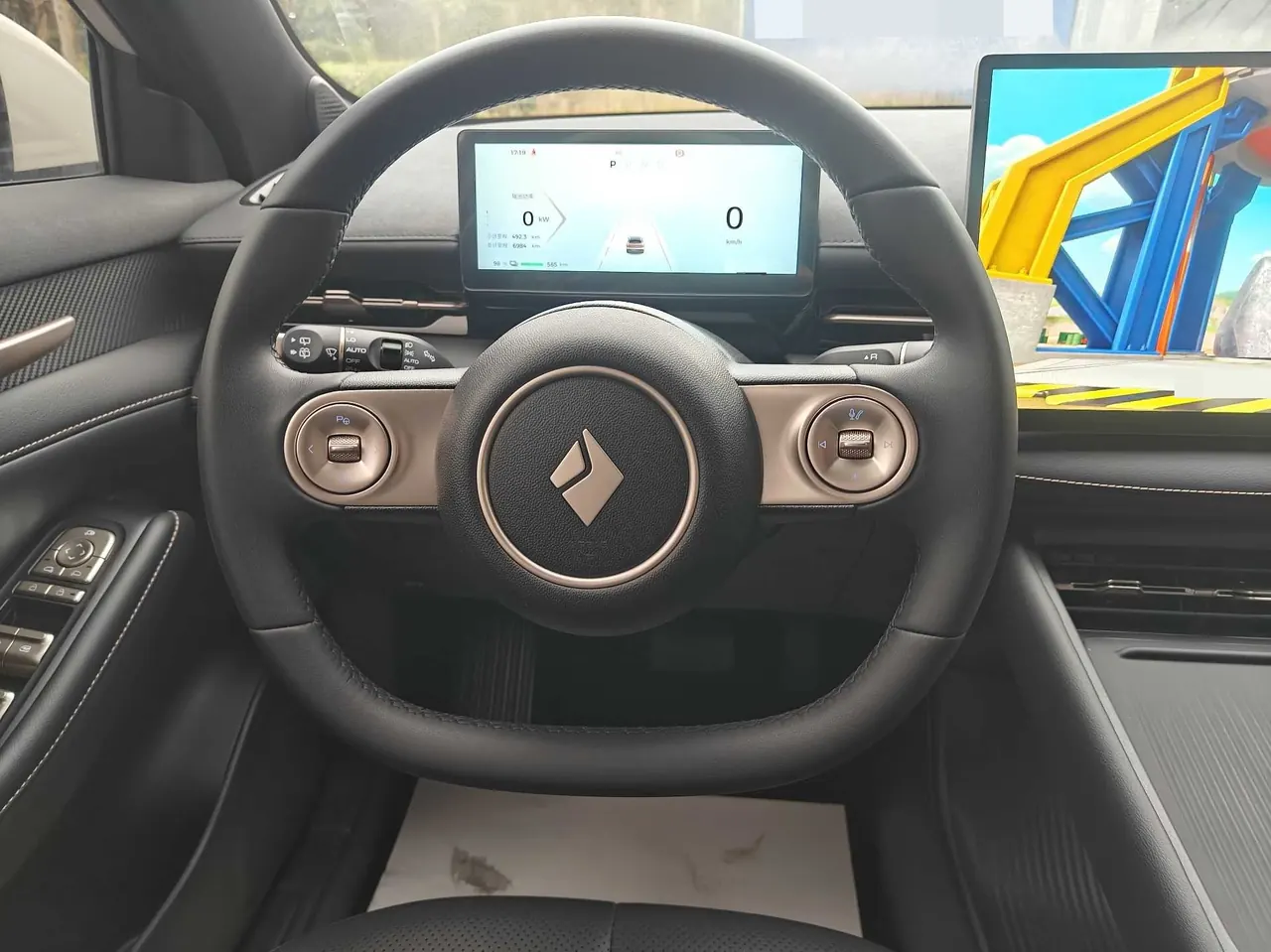 BaoJun 2024 Cloud Sea 600km Pure Electric Edition Automatic Gear 12