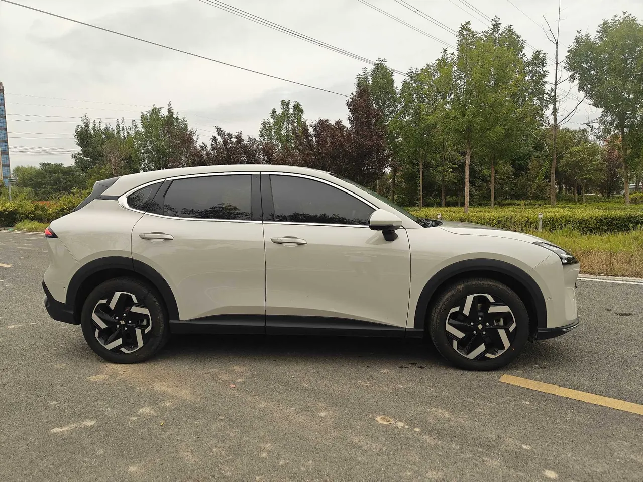BaoJun 2024 Cloud Sea 600km Pure Electric Edition Automatic Gear 4
