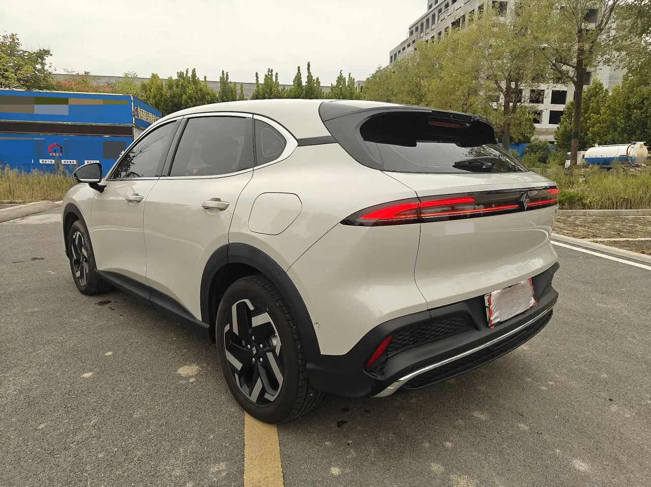 BaoJun 2024 Cloud Sea 600km Pure Electric Edition Automatic Gear 7