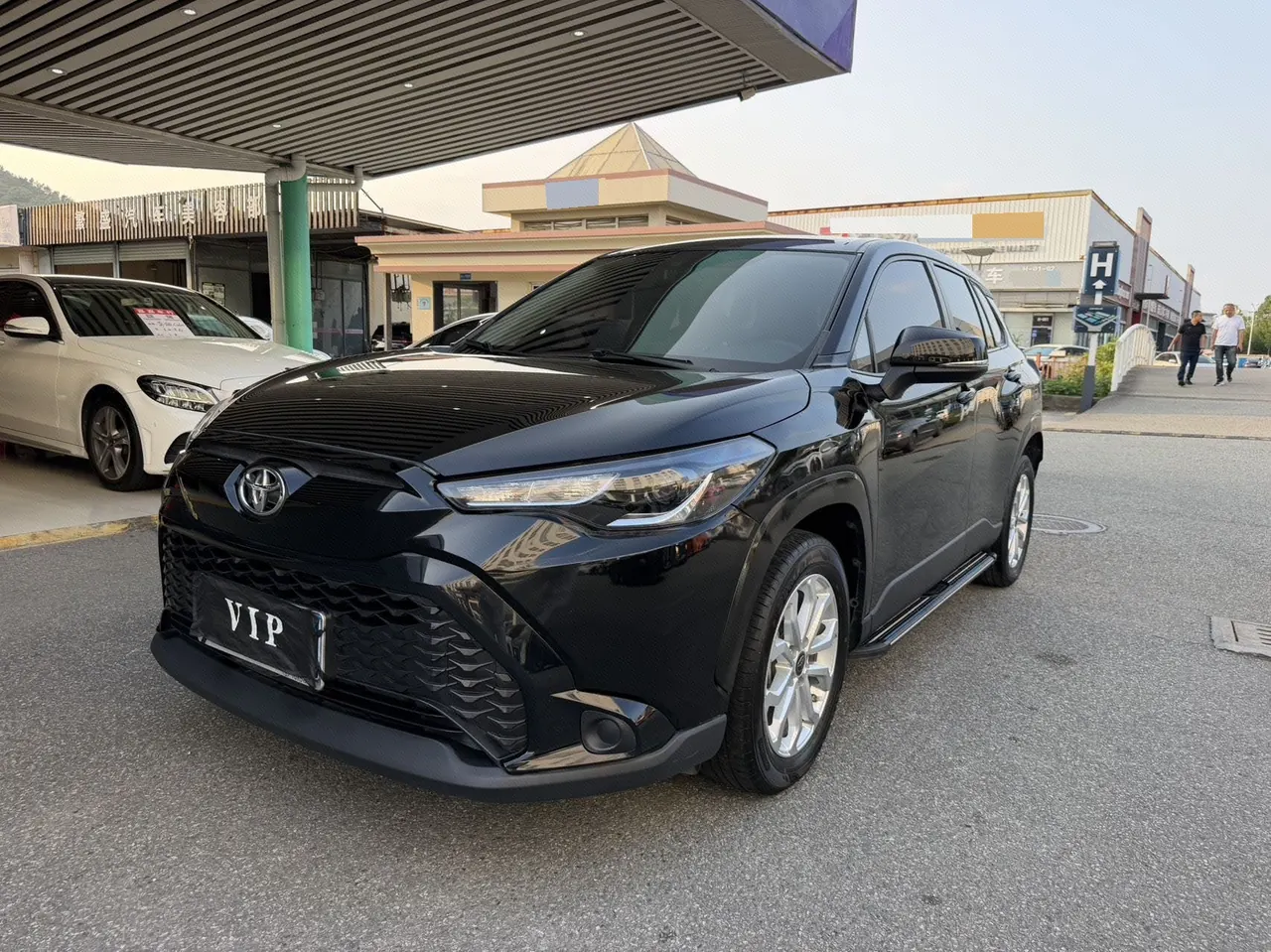 Открыть галерею: Toyota 2023 Front Landa 2.0 Stepless Leading Edition Automatic Gear
