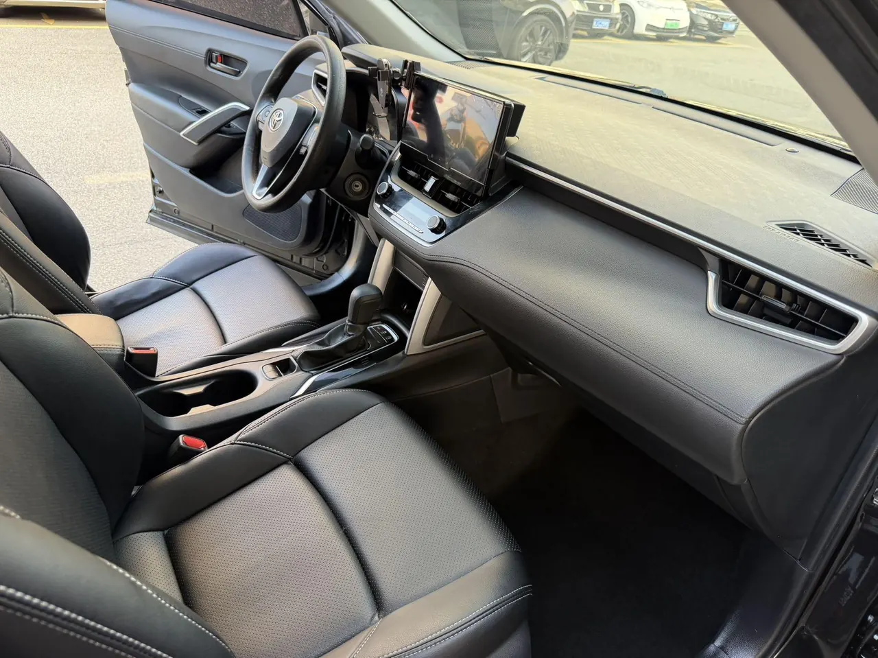 Toyota 2023 Front Landa 2.0 Stepless Leading Edition Automatic Gear 6
