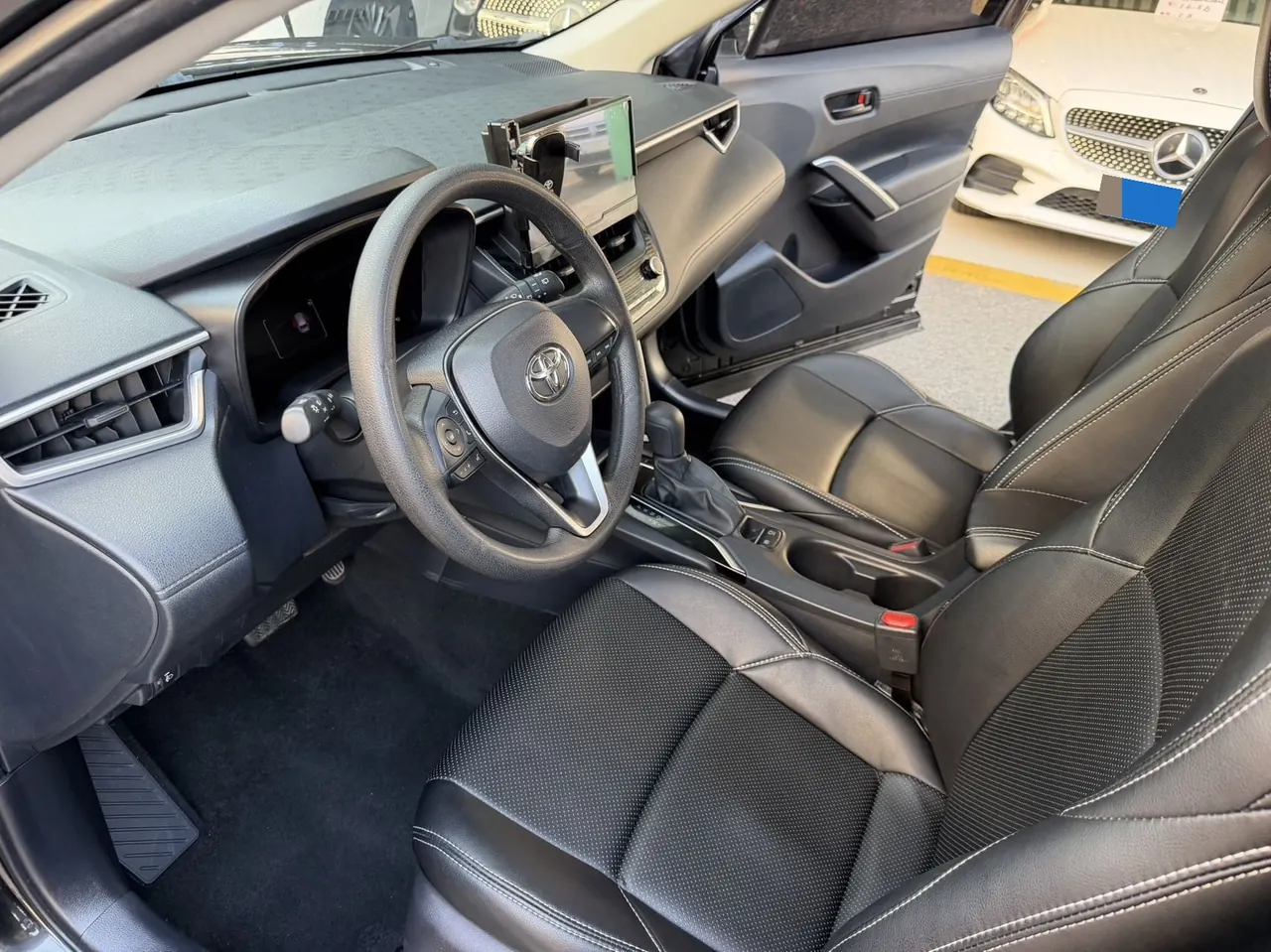 Toyota 2023 Front Landa 2.0 Stepless Leading Edition Automatic Gear 7