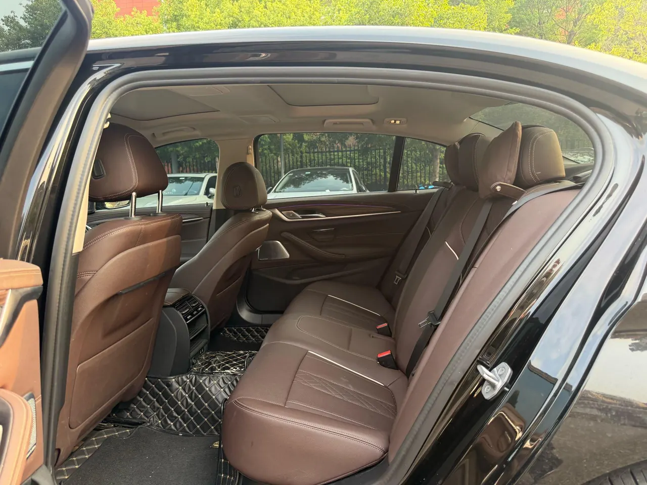 BMW 5 Series 2022 530Li 2.0T Leading Luxury Suit (Change 2) Automatic Gear 7