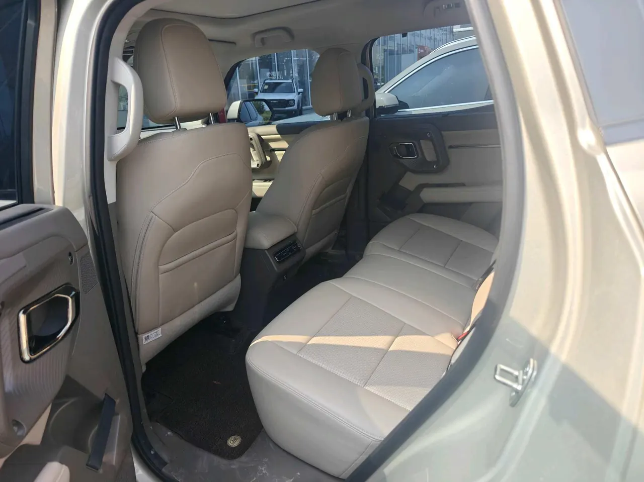 Haval 2026 big dog PLUS Hi4 1.5T 150km tidal wave electric version automatic gear 4