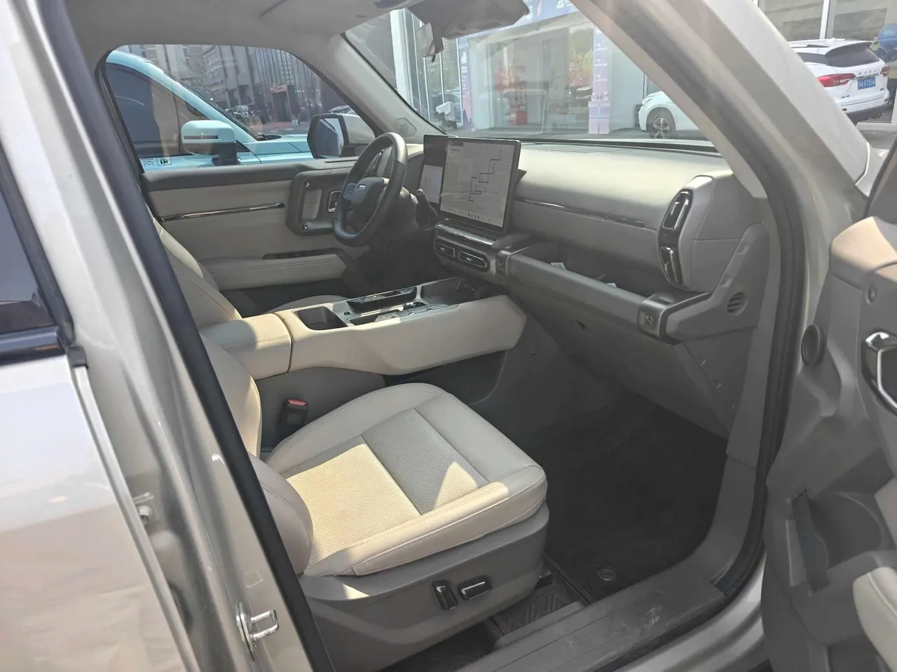 Haval 2026 big dog PLUS Hi4 1.5T 150km tidal wave electric version automatic gear 6
