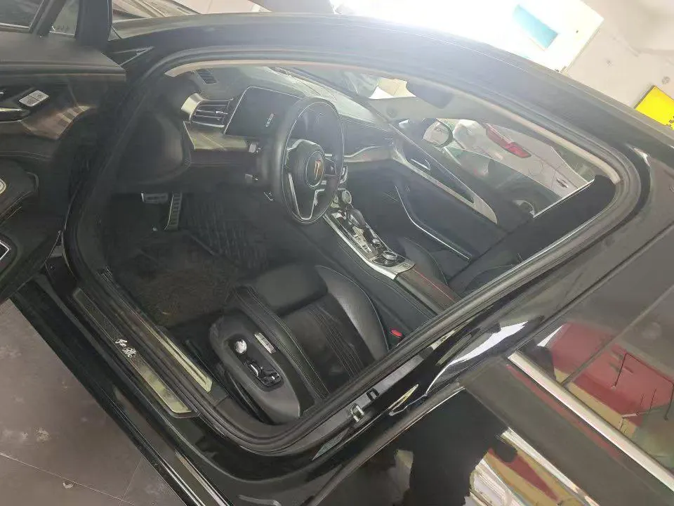 HongQi 2020 H9 48V 2.0T Zhilian Flag Edition Automatic Gear 2