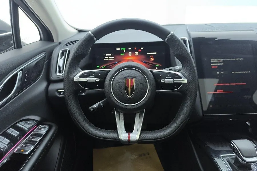 HongQi 2024 HS3 PHEV 1.5T 115km Strong Edition Automatic Gear 4