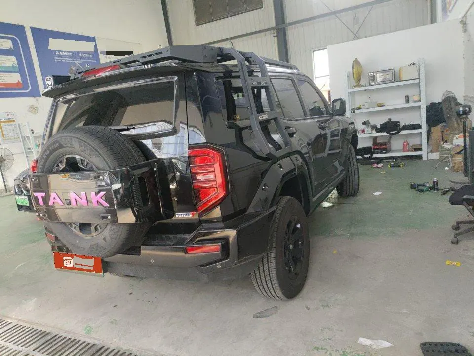 Tank 2024 Tank 400 Hi4-T 2.0T off-road version automatic gear 3