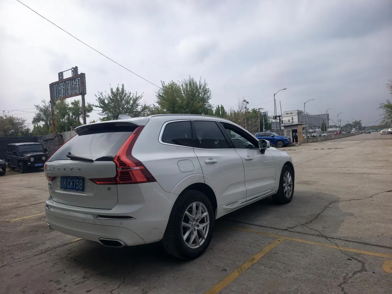 Volvo 2020 XC60 2.0T T5 4-wheel drive smart luxury automatic gear 8