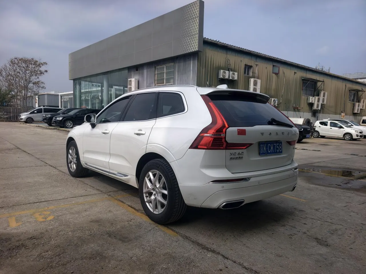 Volvo 2020 XC60 2.0T T5 4-wheel drive smart luxury automatic gear 9