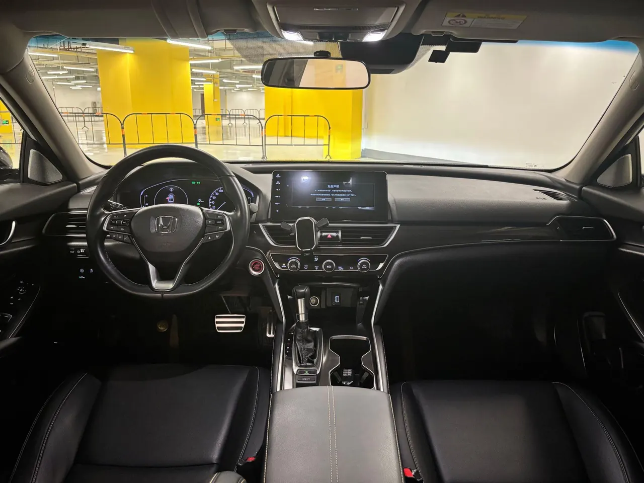 Honda 2022 10th Generation Accord 1.5T Stepless 260TURBO Magic Night Premium Edition Automatic Gear 2