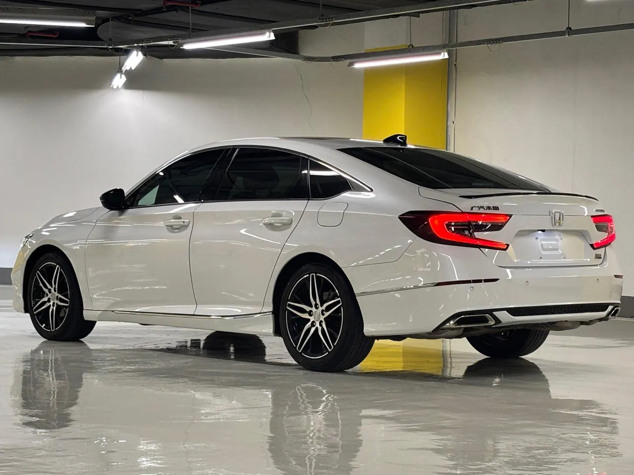 Honda 2022 10th Generation Accord 1.5T Stepless 260TURBO Magic Night Premium Edition Automatic Gear 6