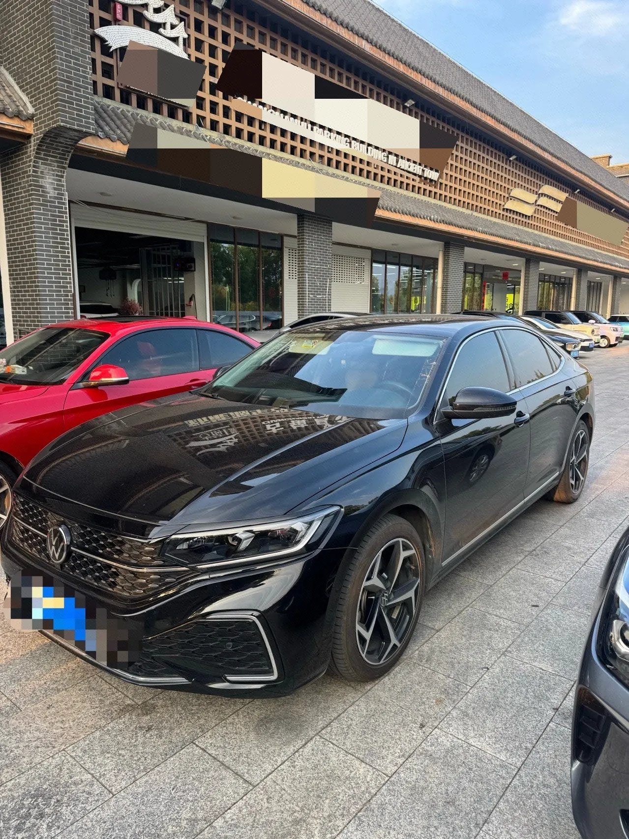 Открыть галерею: Volkswagen 2024 Passat 2.0TSI 380TSI Star Elite Edition Automatic