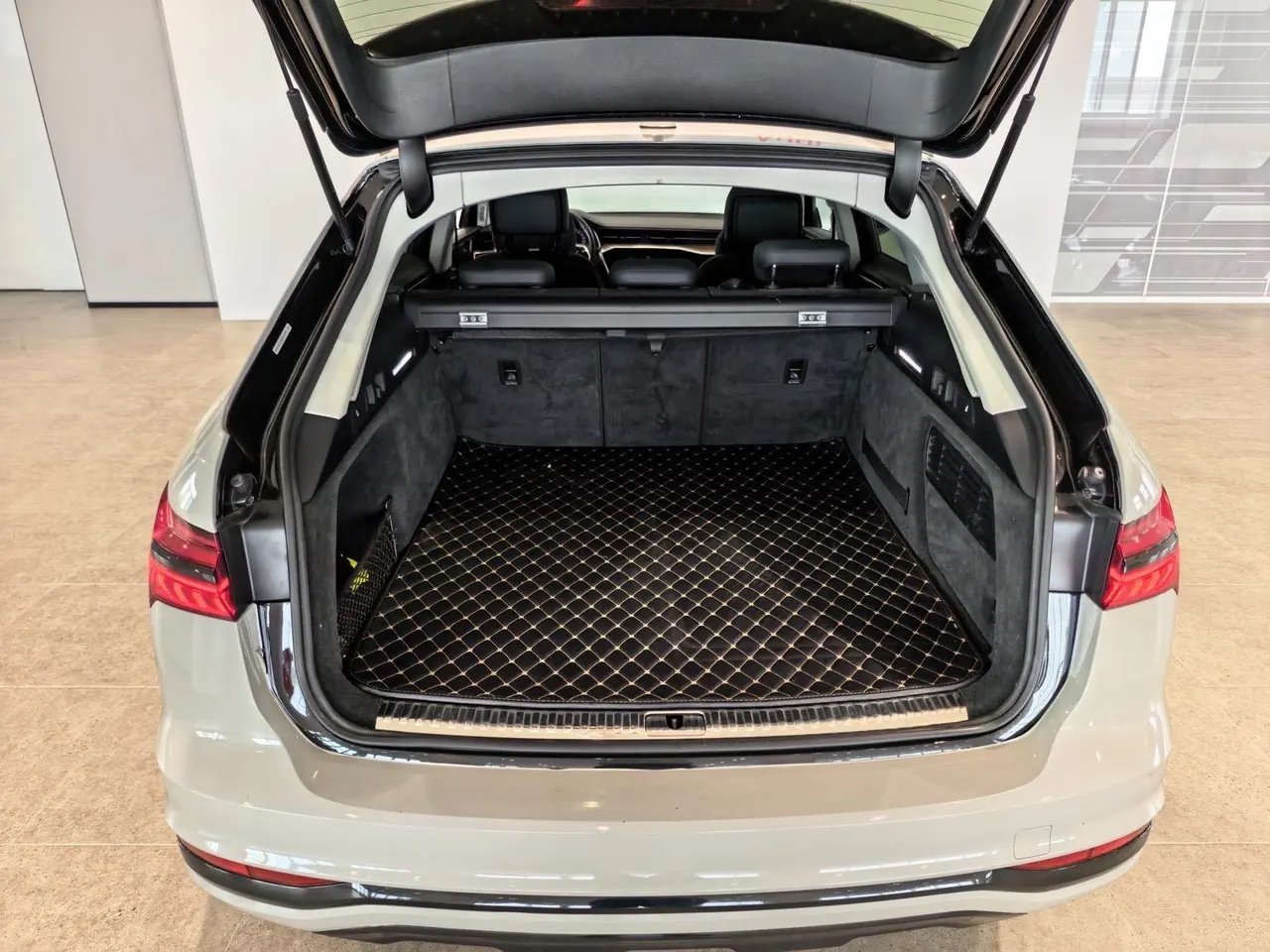 Audi A6 (Imported) 2020 A6 Allroad 48V 3.0TFSI 55TFSI Explorers Enjoy Off-road Automatic Gear 12