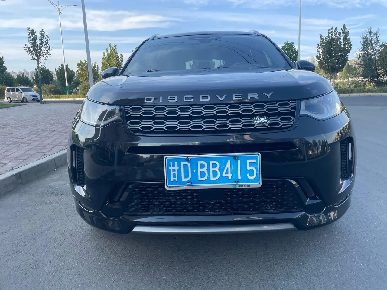 Land Rover 2022 Discovery Sports Edition 48V 2.0T 249PS R-Dynamic S Performance Edition Automatic Gear 2