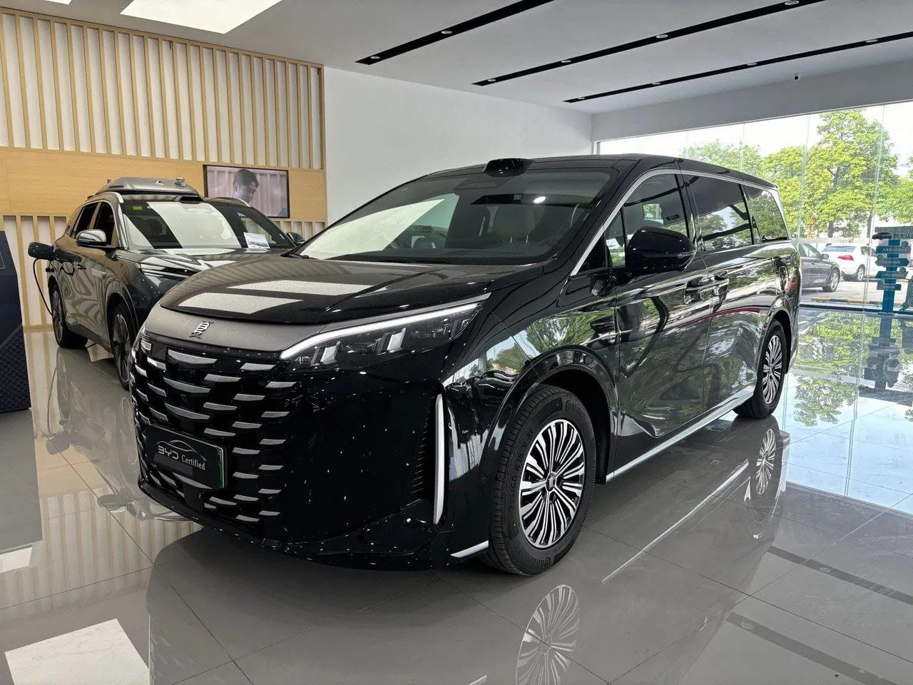 Open image lightbox: BYD 2026 summer DM-i 1.5T stepless 218km excellent automatic gear