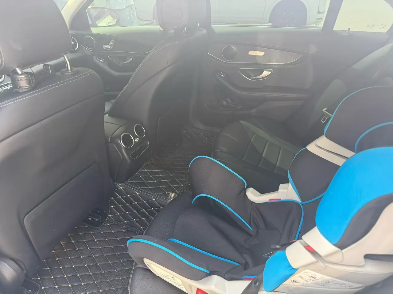 Mercedes Benz Class C 2020 C 200 L 1.5T Dynamic Sports Edition (Modified) Automatic Gear 4