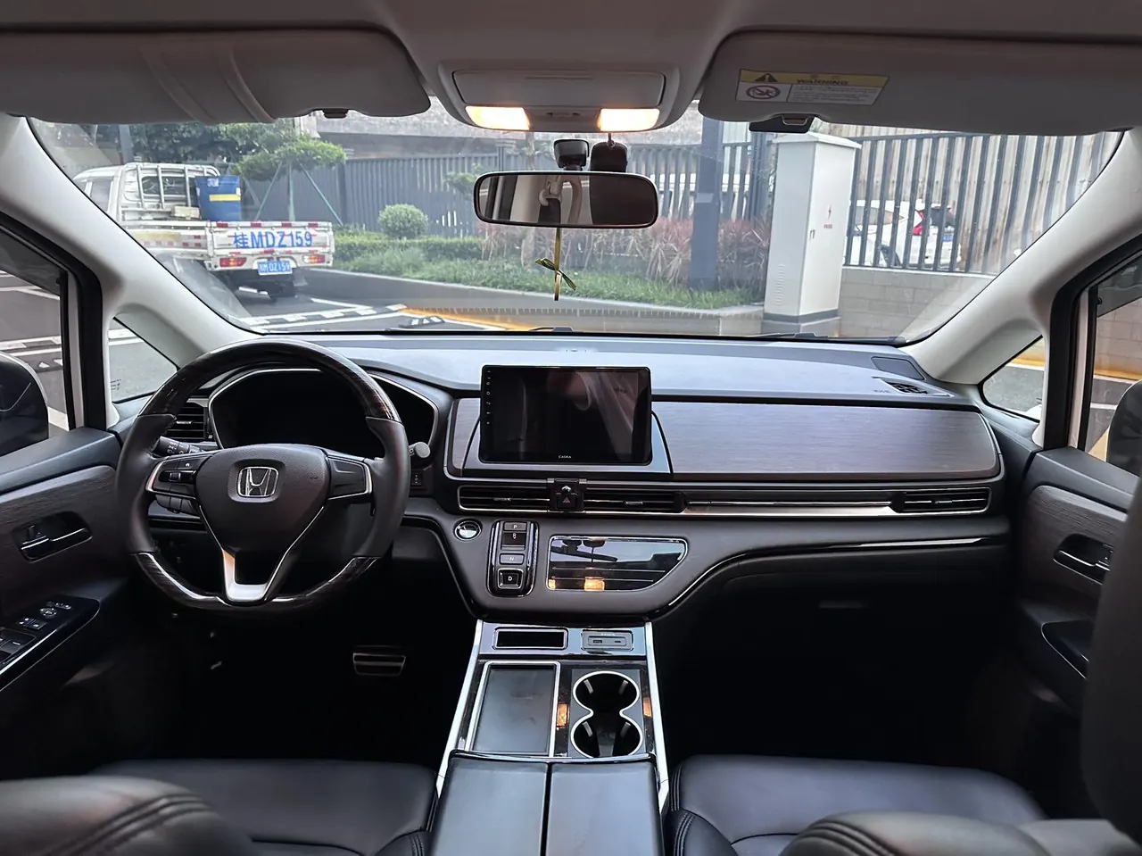 Honda 2022 Odyssey Hybrid 2.0 Stepless Sharp and Pleasant Edition Automatic Gear 5