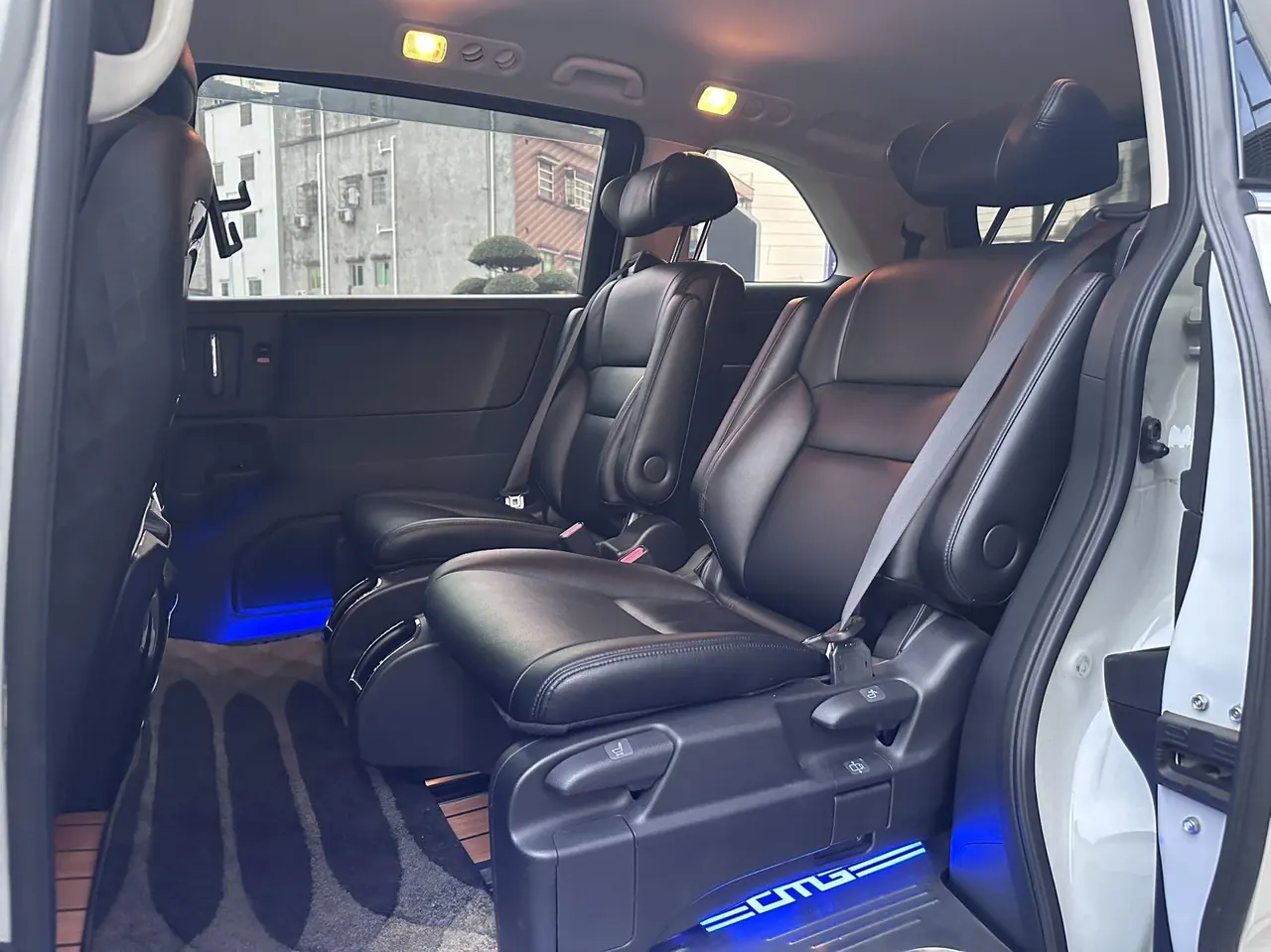 Honda 2022 Odyssey Hybrid 2.0 Stepless Sharp and Pleasant Edition Automatic Gear 6