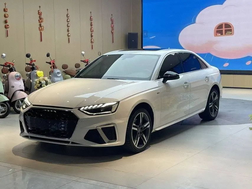 Open image lightbox: Audi 2022 A4L 2.0TFSI 40TFSI Deluxe Dynamic Automatic